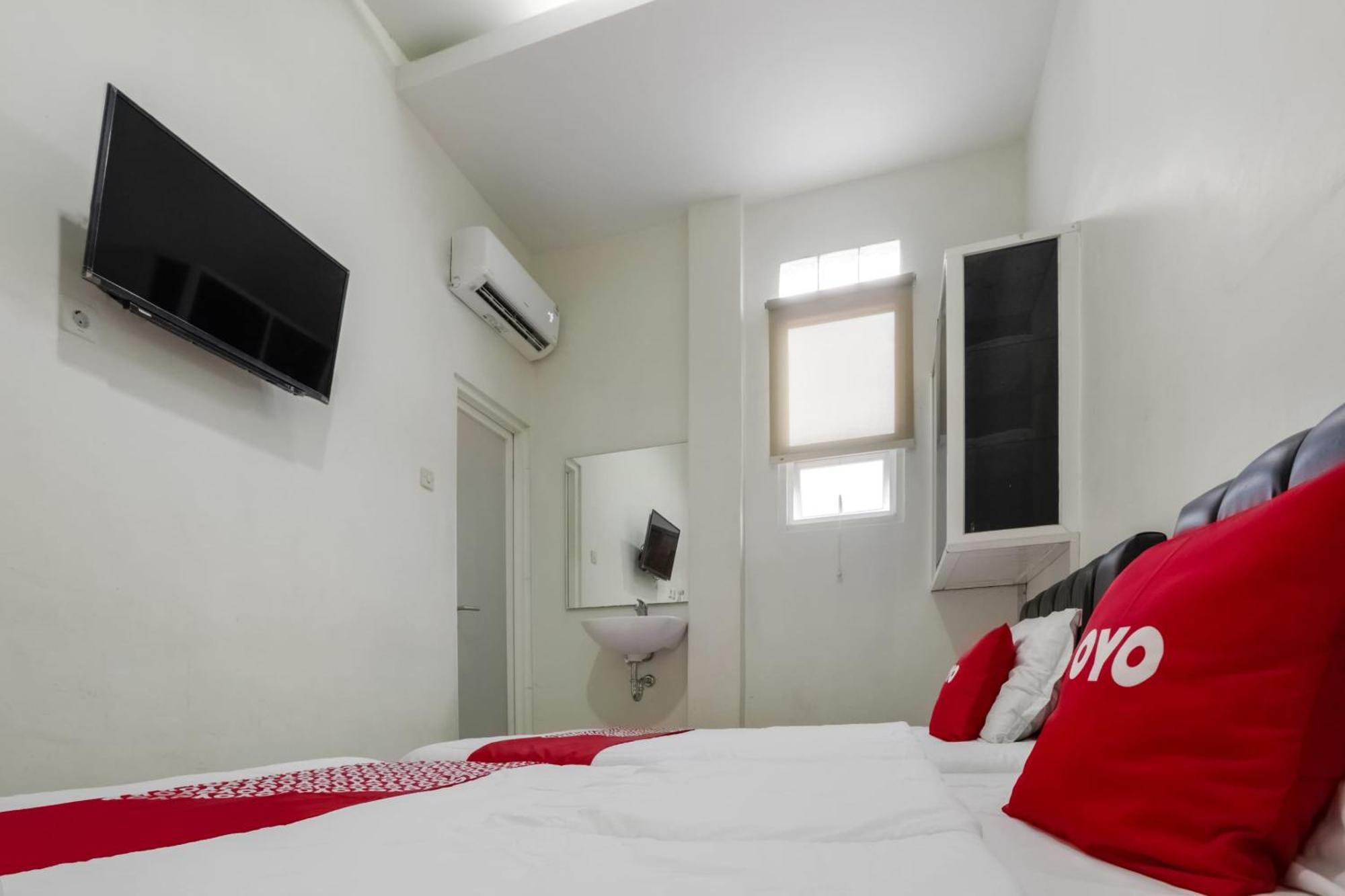 Super Oyo 3838 Tamansari Guest House Solo Exterior foto